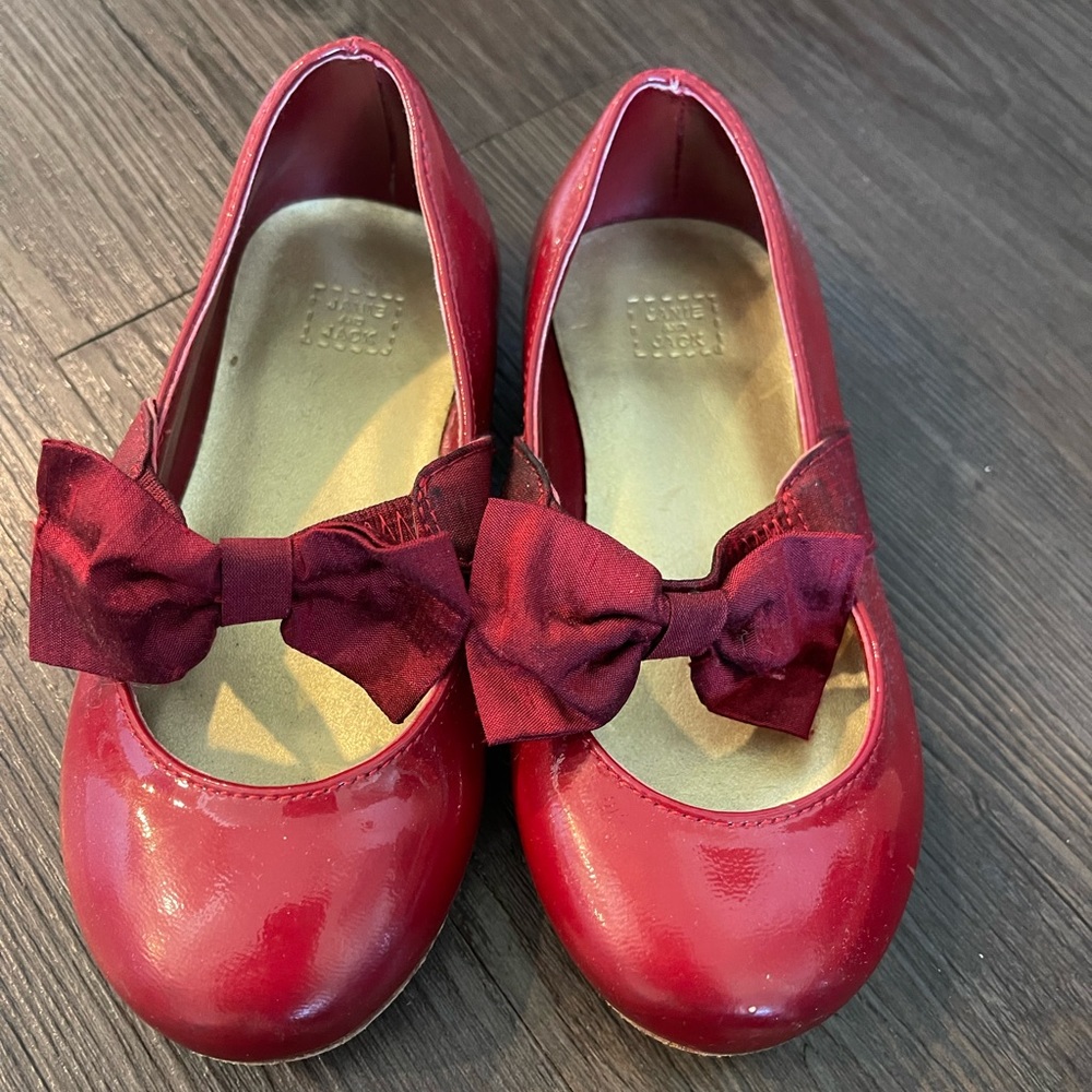 VGUC - Janie and Jack Victorian Holiday, size 6 toddler red shoes